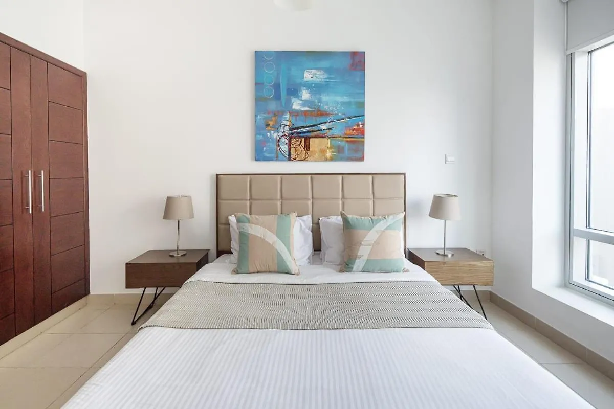 Apartment Frank Porter - Burj Views West Dubai United Arab Emirates